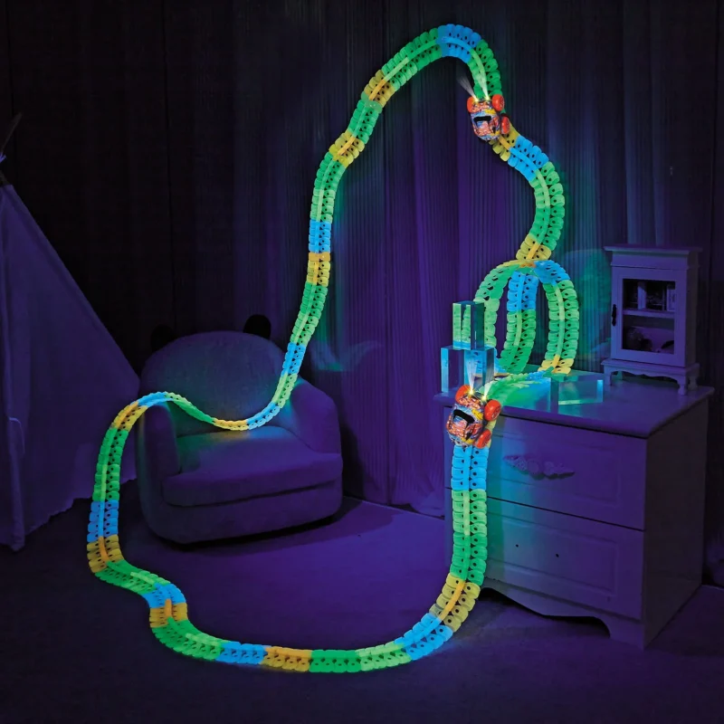Changeable Track Race Car with Glow In The Dark Flexible Racing Tracks Rail